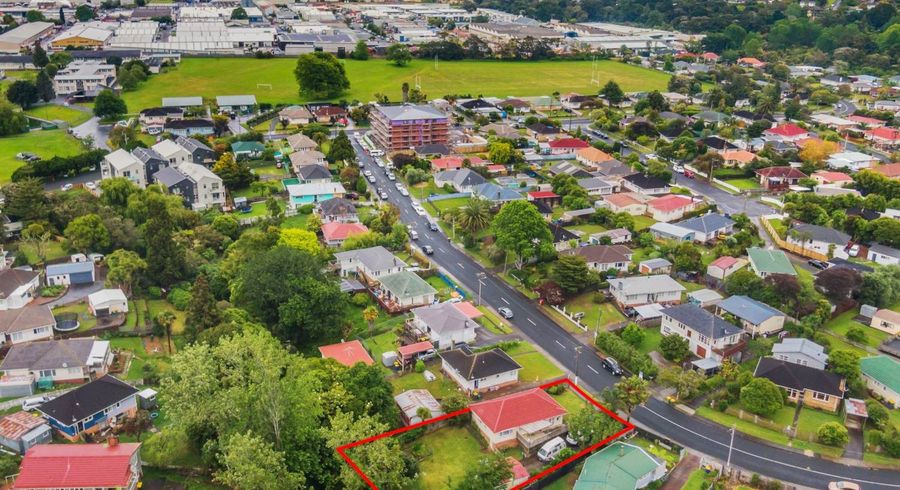  at 19 Wilsher Crescent, Henderson, Waitakere City, Auckland