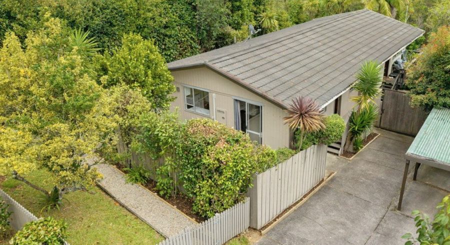  at 10 Kawaka Street, Titirangi, Waitakere City, Auckland