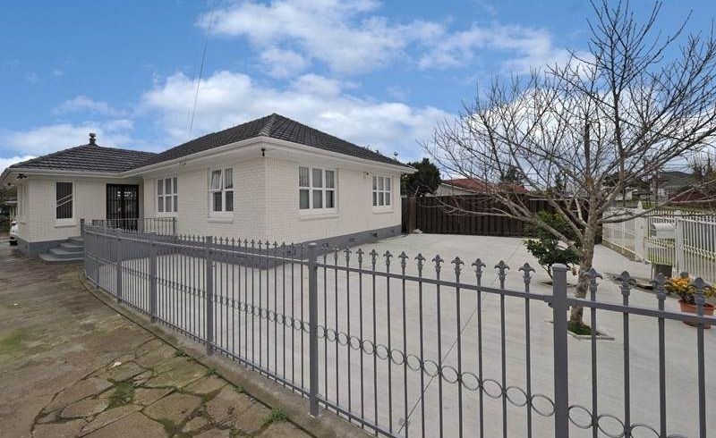  at 9 Charles Street, Papatoetoe, Manukau City, Auckland
