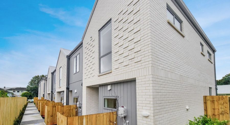  at 8/16 Sladden Street, Naenae, Lower Hutt, Wellington
