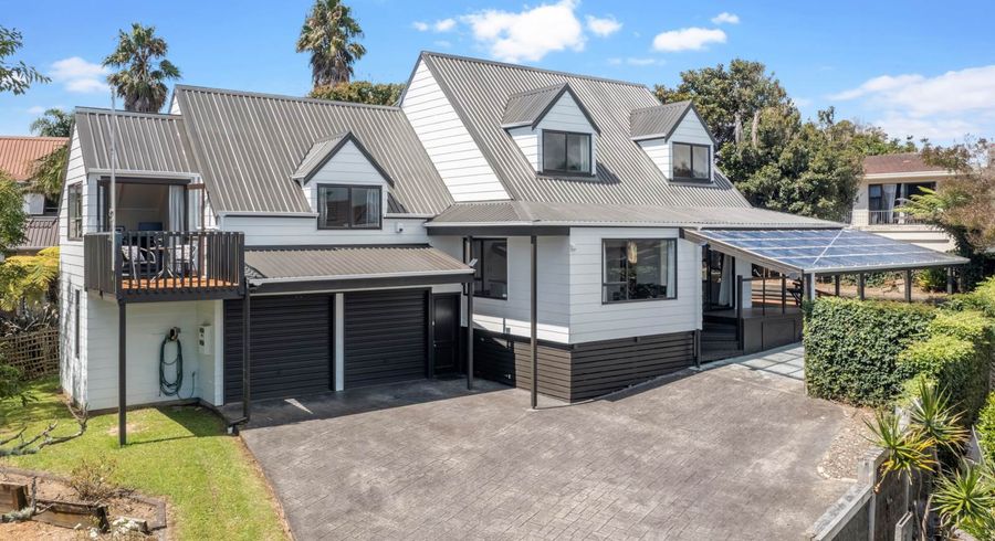  at 3 Gleneagles Grove, Wattle Downs, Auckland