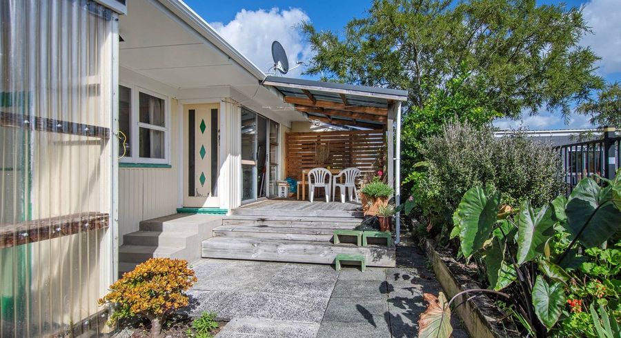  at 1&2/55B Mains Avenue, Kensington, Whangarei, Northland