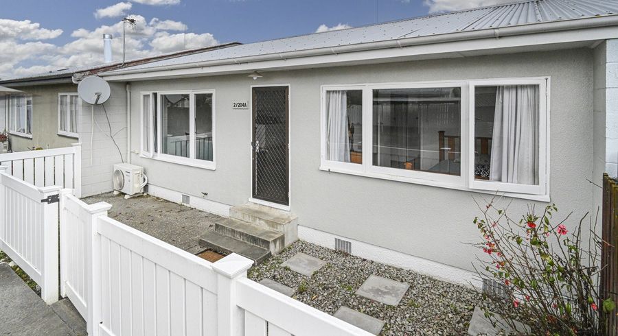  at 2/204A Park Road South, Akina, Hastings