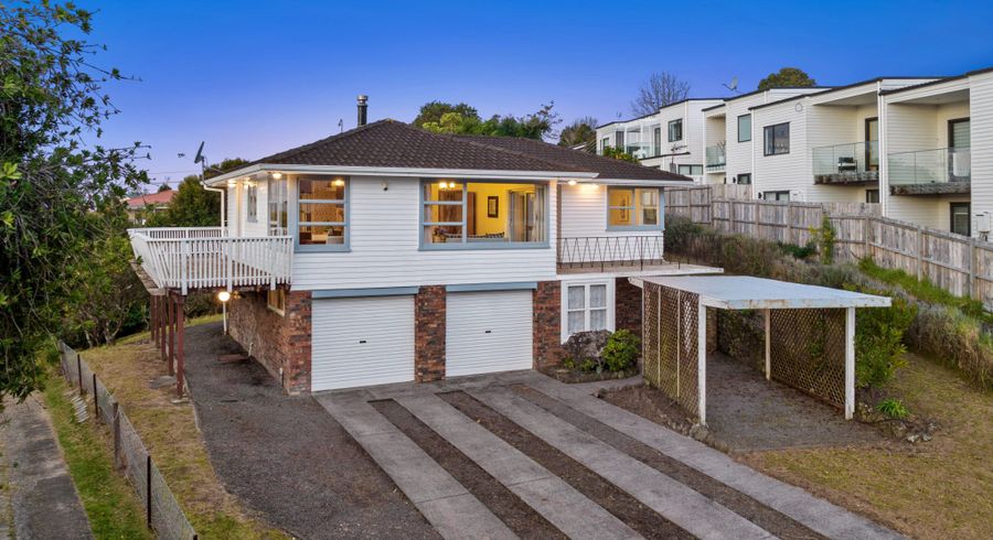  at 39 Seon Place, Birkdale, Auckland