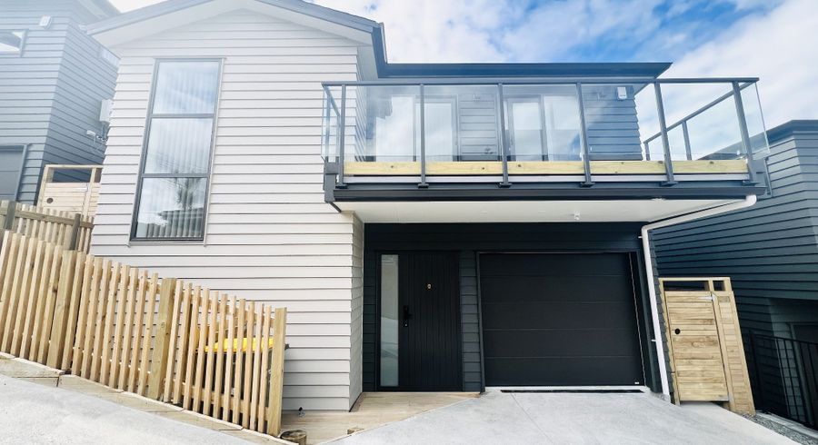  at 295b Sunset Road, Sunnynook, North Shore City, Auckland