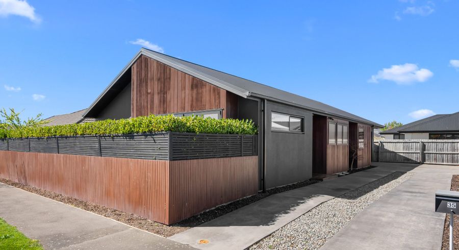  at 35 Bradwell Crescent, Halswell, Christchurch City, Canterbury