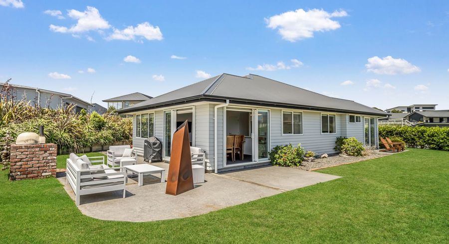  at 33 Golf Vue Place, Castlecliff, Whanganui, Manawatu / Whanganui