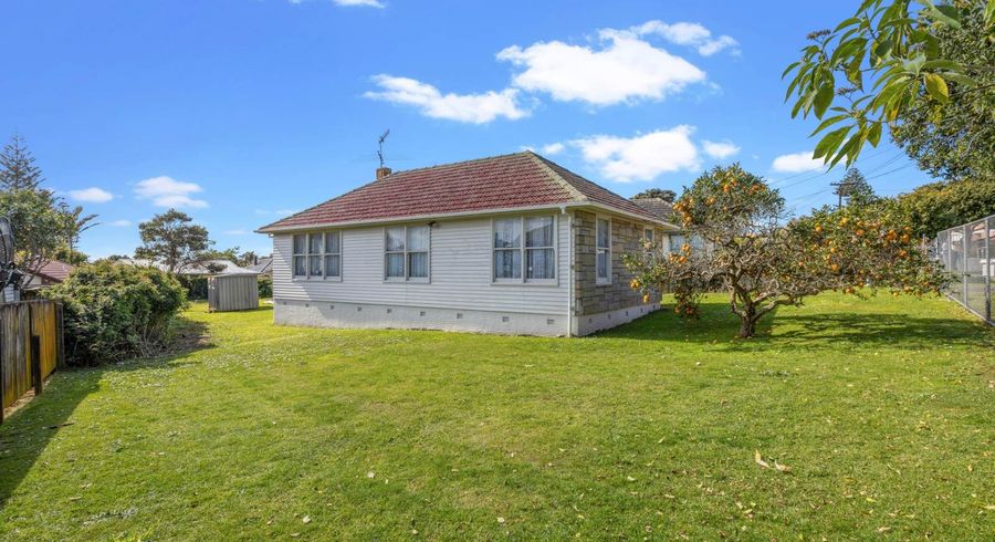  at 1 Coates Crescent, Panmure, Auckland