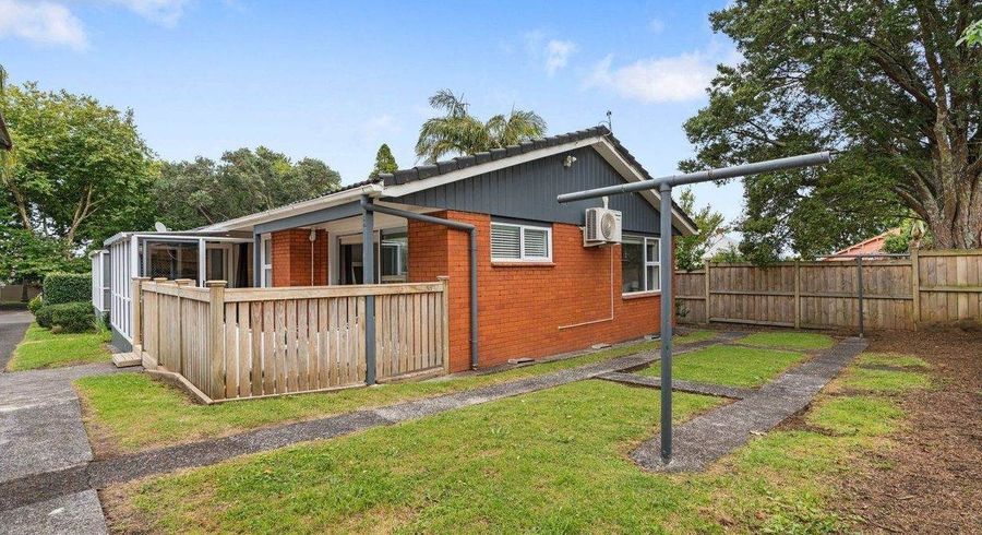  at 4/21 Woodside Road, Mount Eden, Auckland City, Auckland