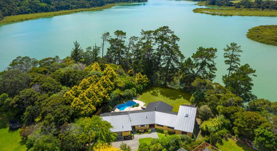  at 29 Kingfisher Grove, Greenhithe, Auckland