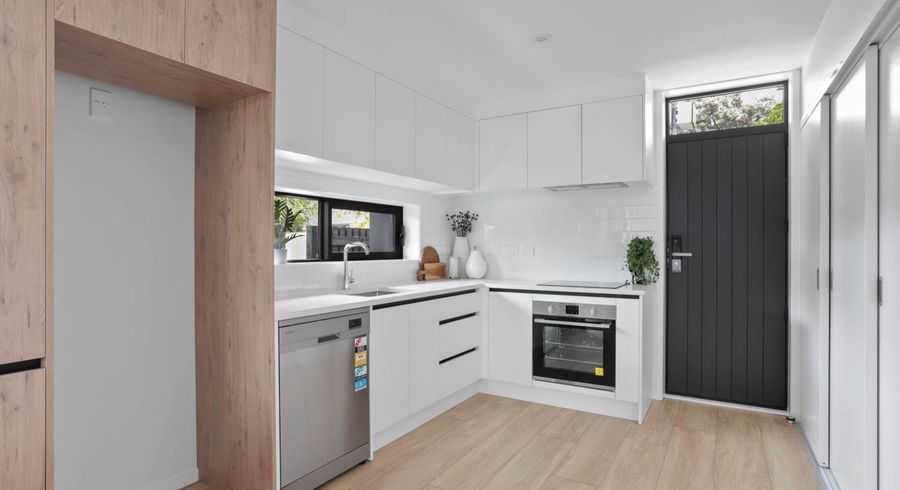  at 7/3 Treasure Lane, Te Atatu South, Waitakere City, Auckland
