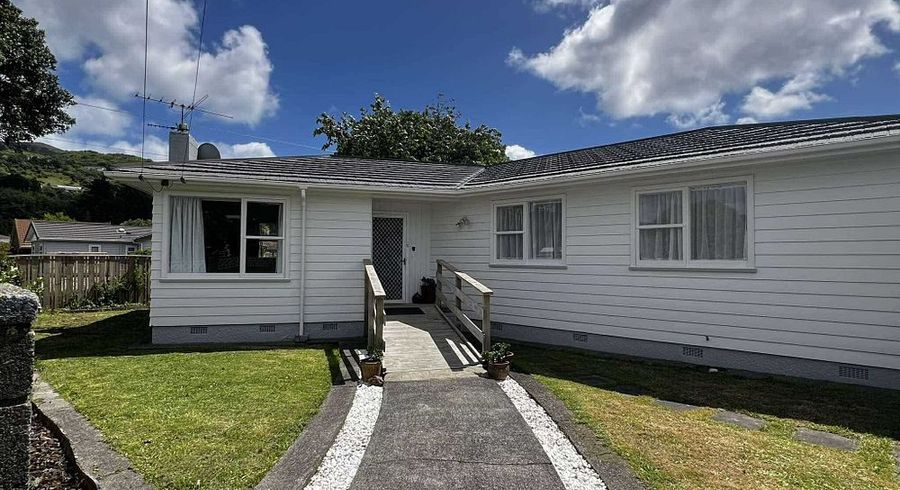  at 13 Mclellan Street, Tawa, Wellington