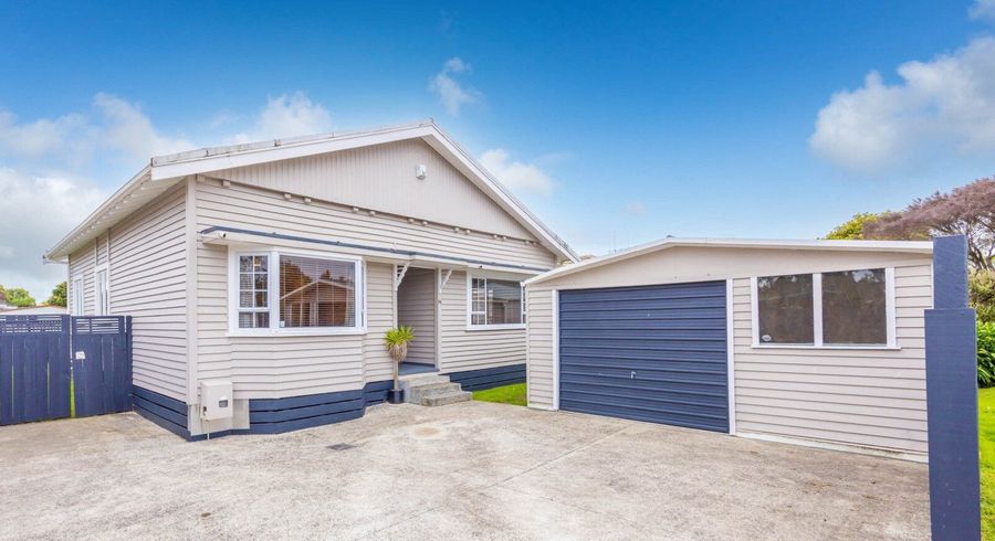  at 54 Haultain Street, Fairfield, Hamilton