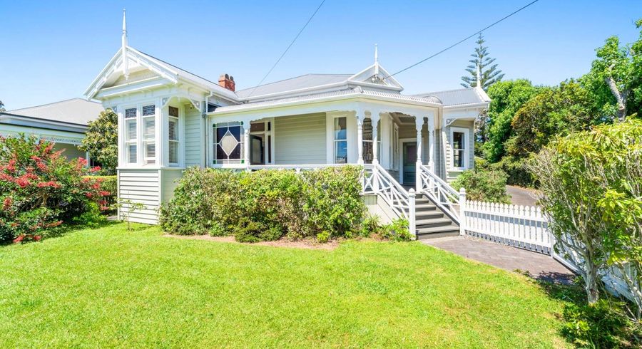  at 20 Russell Street, Devonport, North Shore City, Auckland