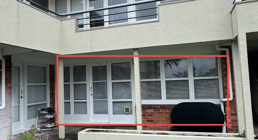  at 22O Aratonga Avenue, Greenlane, Auckland City, Auckland