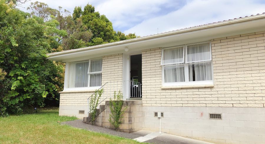  at 42 Cheval Drive, Tōtara Vale, Auckland