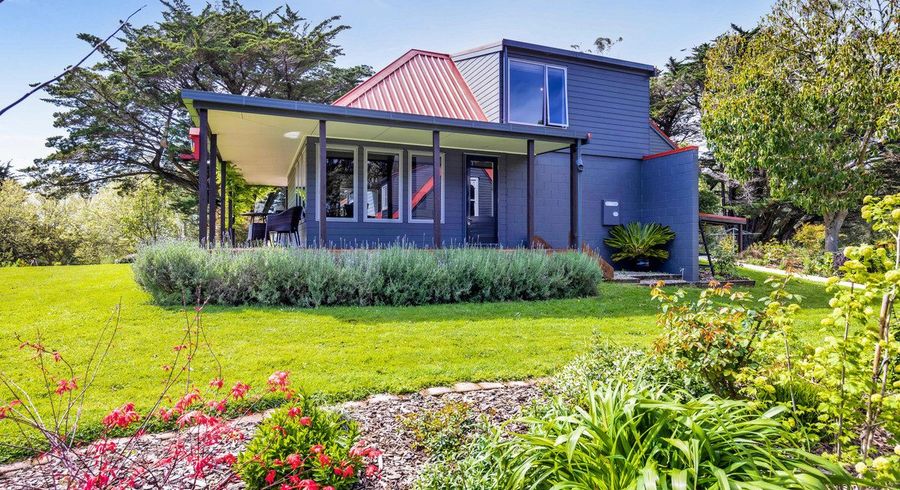  at 215 Cowling Road, Hurdon, New Plymouth