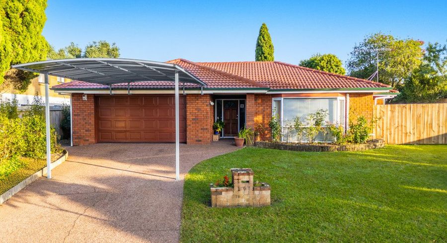  at 9 Keywella Drive, Conifer Grove, Papakura, Auckland