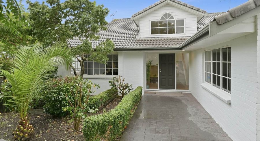  at 10 Highgate Place, Somerville, Manukau City, Auckland