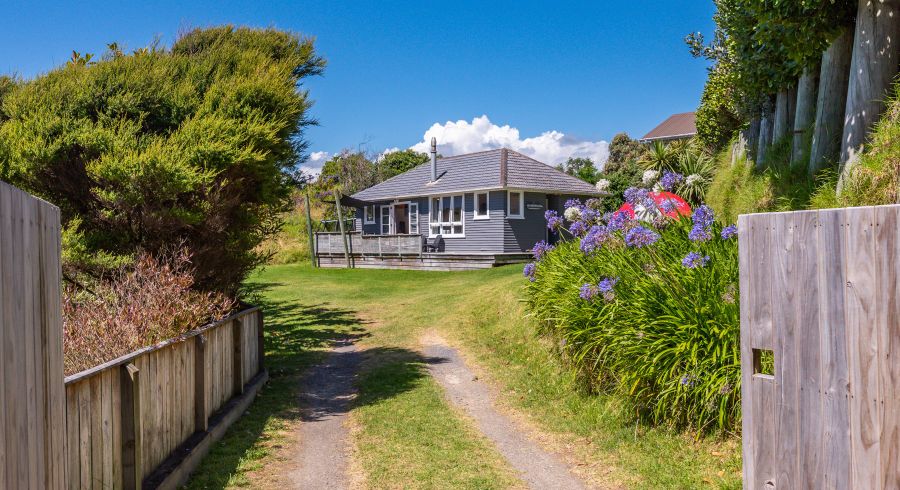  at 7A Hona Street, Waikanae Beach, Waikanae