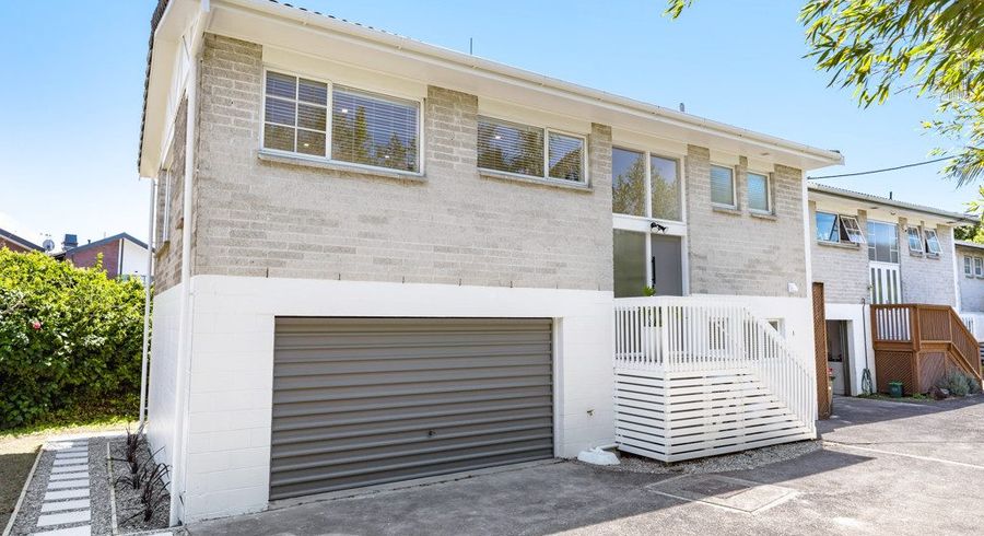  at 1/185 Shakespeare Road, Milford, Auckland