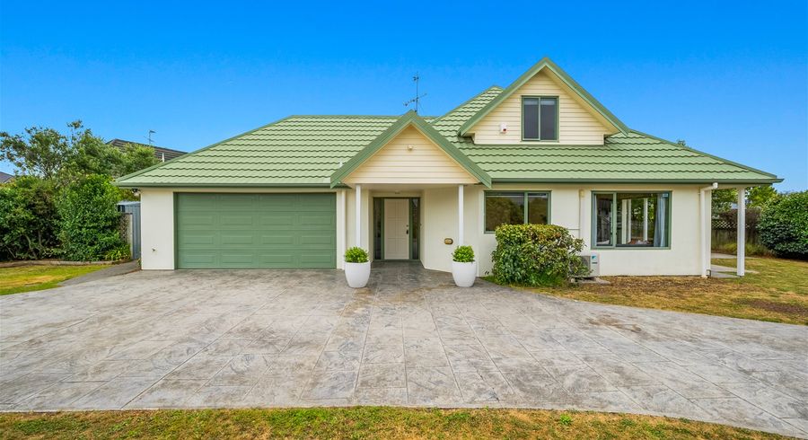 at 20 Lanyon Place, Whitby, Porirua