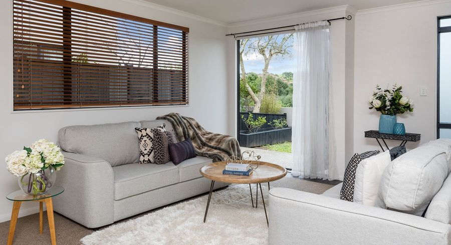  at 2/27 Kellaway Drive, East Tamaki, Manukau City, Auckland