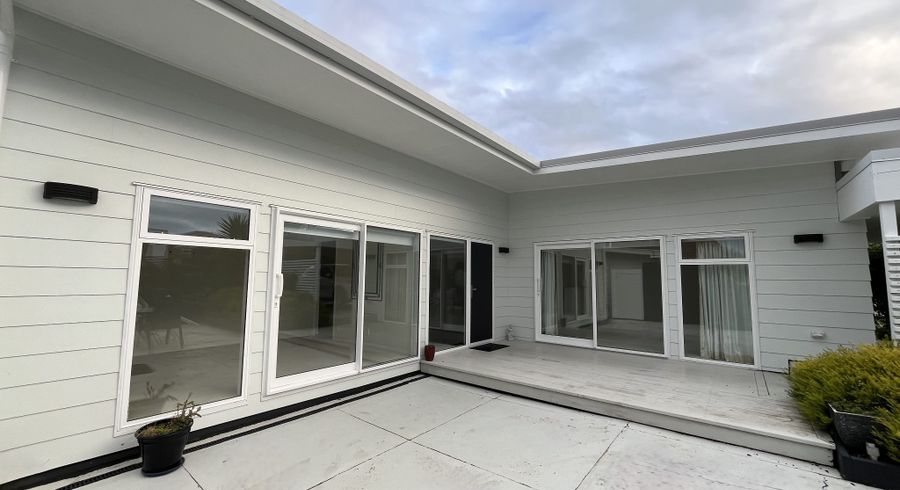  at 52 Seaview Road, Paremata, Porirua