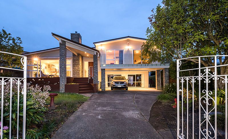  at 16 Micawber Place, Mellons Bay, Auckland
