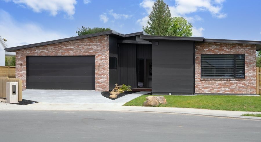  at 3 Whakahaumako Road, Leamington, Cambridge