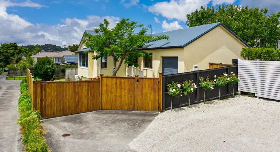  at 70 Blockhouse Bay Road, Avondale, Auckland