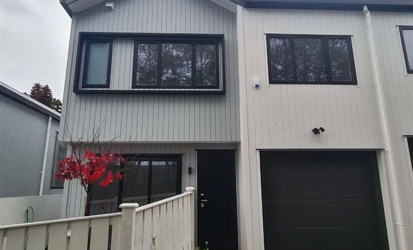  at 3/10 Cantina Ave, Bayview, North Shore City, Auckland