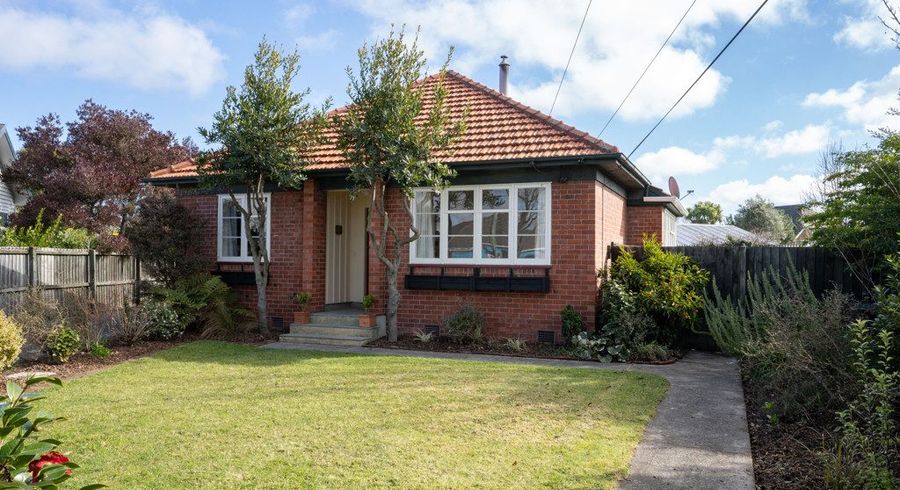  at 1/3 Dobson Street, Spreydon, Christchurch City, Canterbury