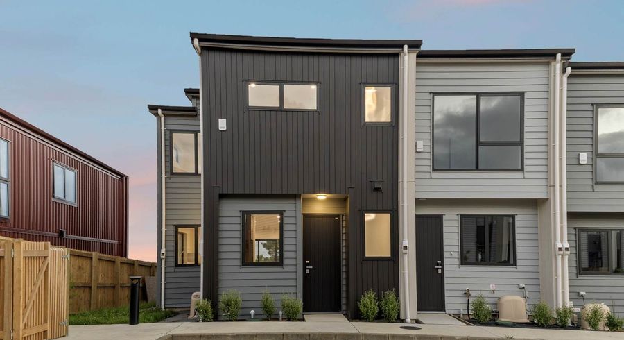  at 2/33 Heatherbank Street, Glen Innes, Auckland City, Auckland