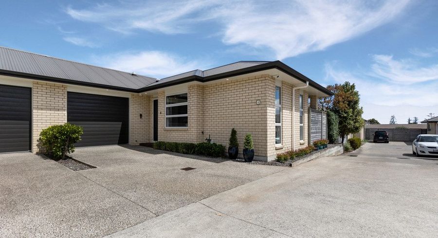  at 4 Howden Lane, Golflands, Manukau City, Auckland