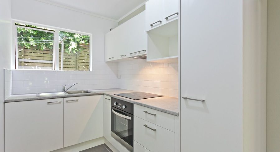 at 3/10 Hampstead Road, Sandringham, Auckland