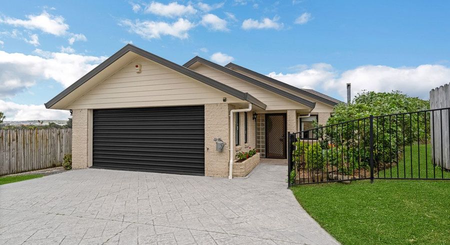  at 12 Paradise Place, Pakuranga Heights, Manukau City, Auckland