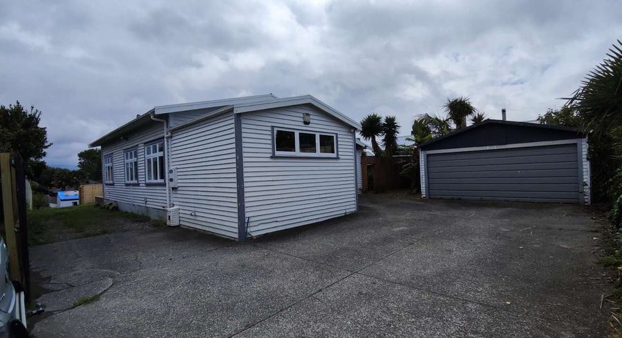  at 3/7 Victor Street, Avondale, Auckland