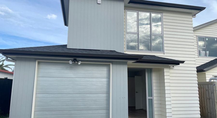  at 29A Corsair Crescent, Mangere, Auckland