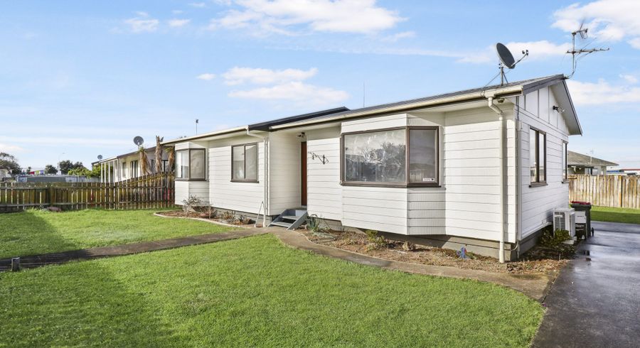  at 86 Maplesden Drive, Clendon Park, Manukau City, Auckland