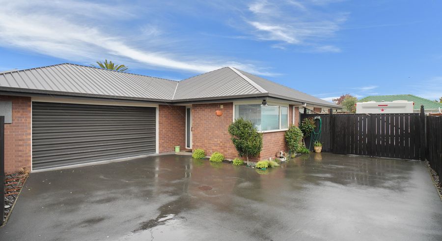  at 2/2 Tothill Place, Papanui, Christchurch