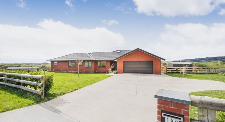  at 180 Kingsdale Park Drive, Palmerston North