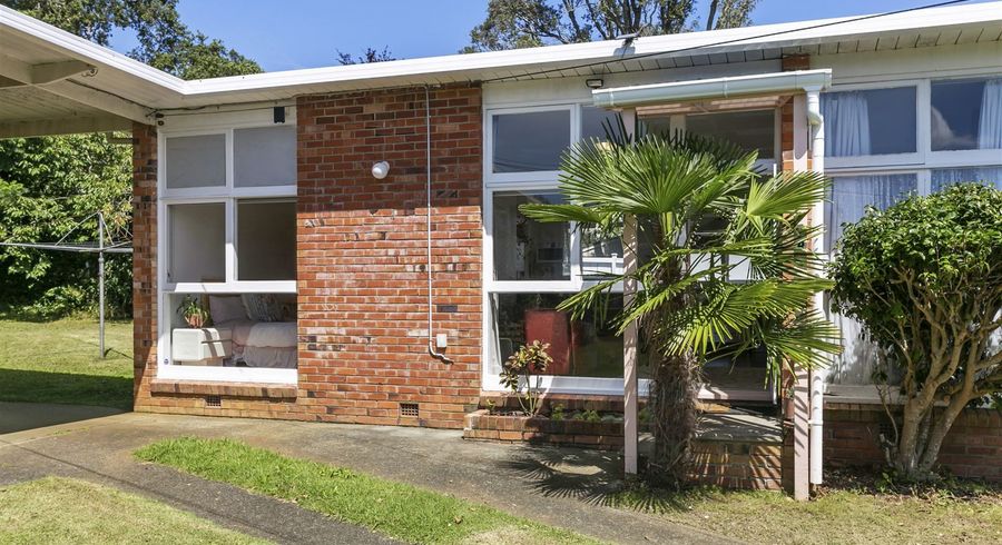  at 4/13 Napoleon Avenue, Milford, Auckland
