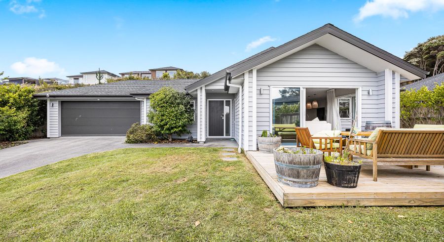  at 15 Somerset Place, Stanmore Bay, Rodney, Auckland