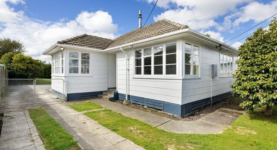  at 9 Virgil Place, Northcote, Christchurch