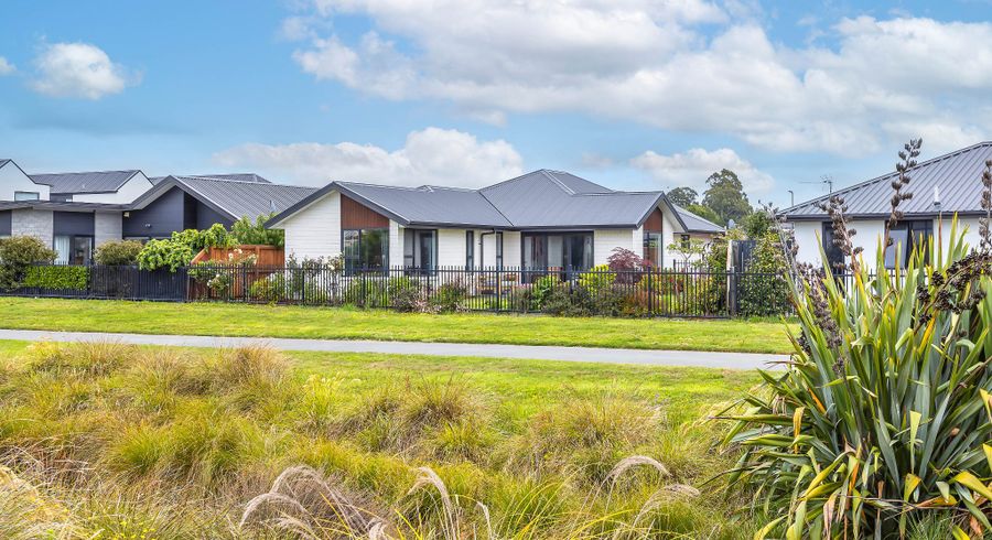  at 12 Stroma Avenue, Casebrook, Christchurch City, Canterbury