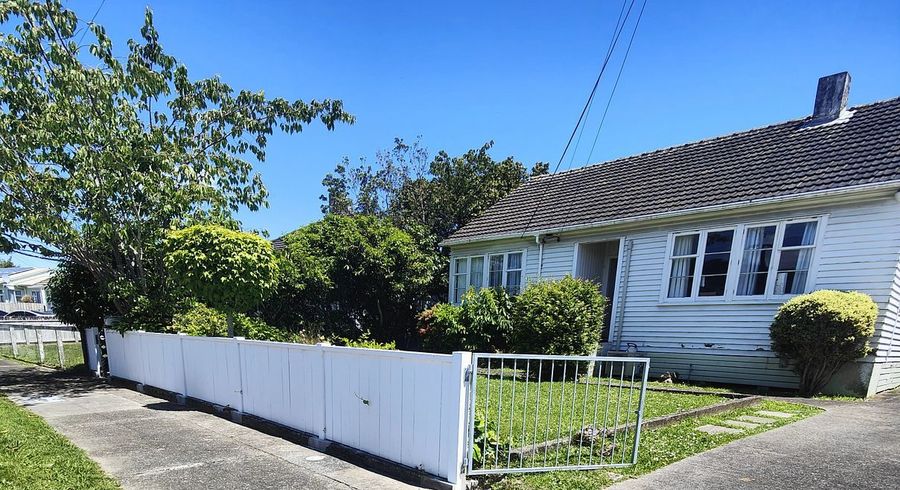  at 15 Lockwood Crescent, Taita, Lower Hutt, Wellington