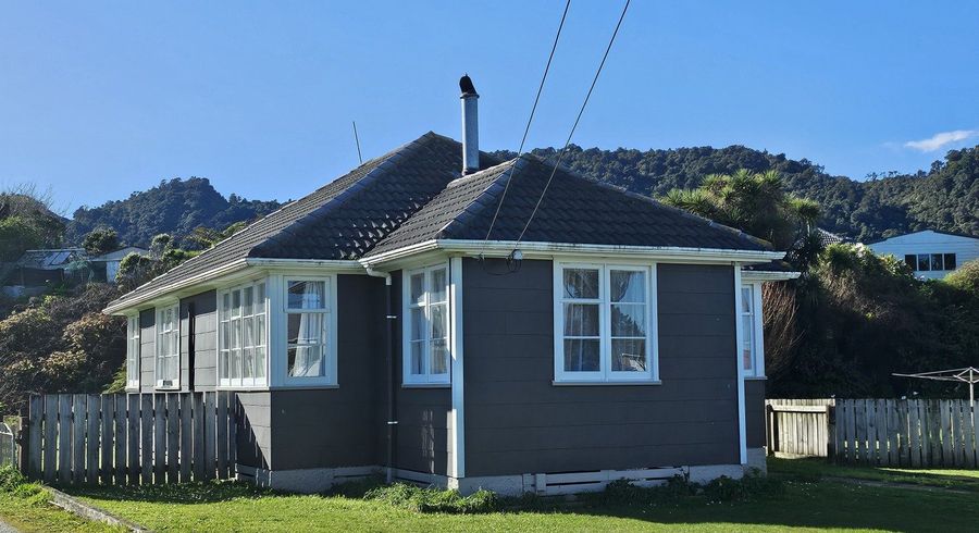  at 9 McKane Place, Cobden, Greymouth