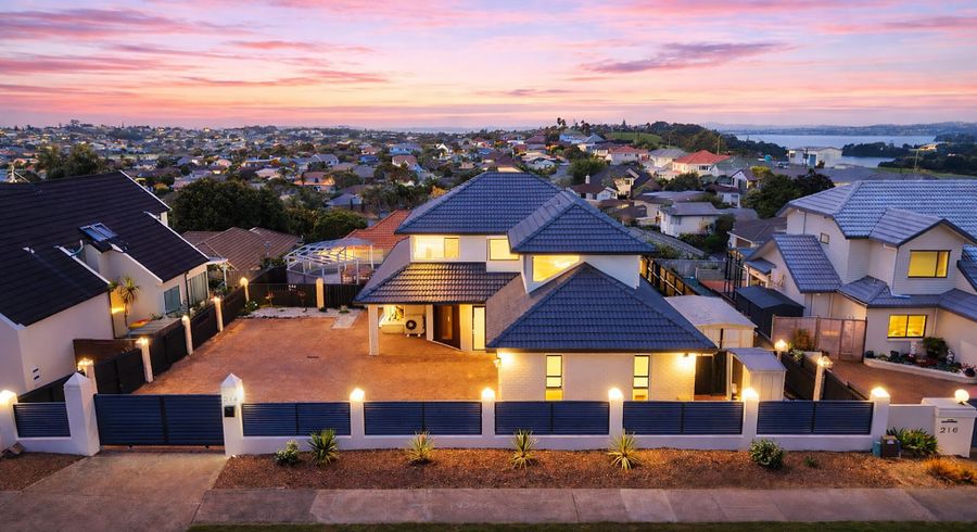  at 214 Whitford Road, Shamrock Park, Manukau City, Auckland