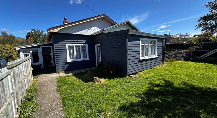  at 5 Merrie Creek Road, Clinton